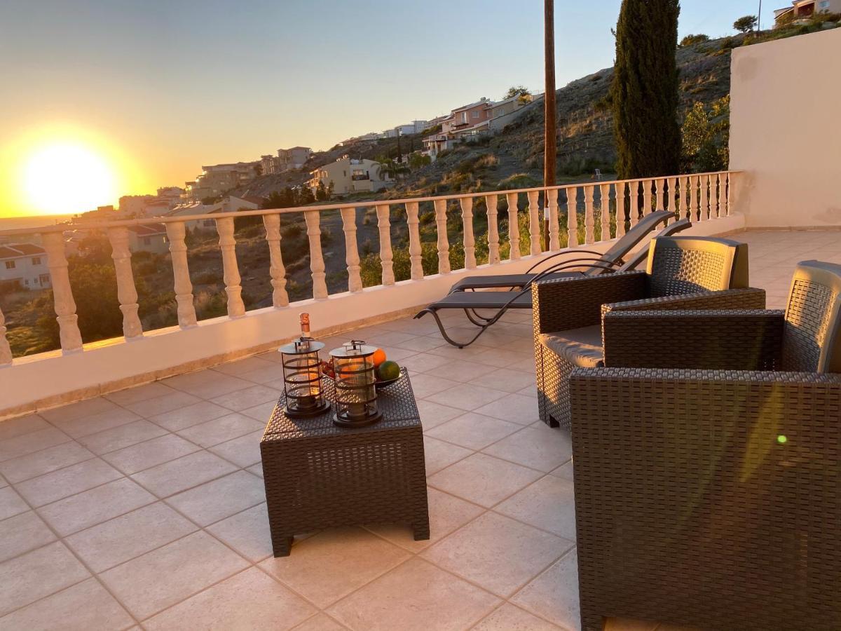 Acropolis Villa 8 Klorakas Екстер'єр фото