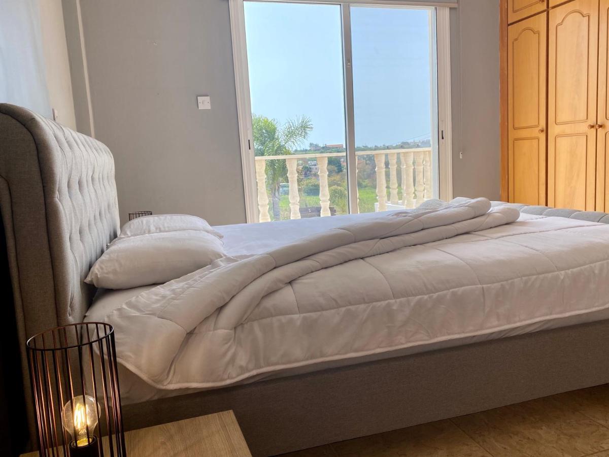 Acropolis Villa 8 Klorakas Екстер'єр фото