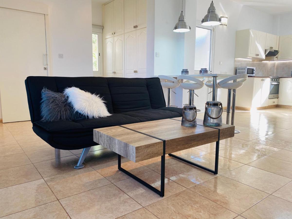 Acropolis Villa 8 Klorakas Екстер'єр фото