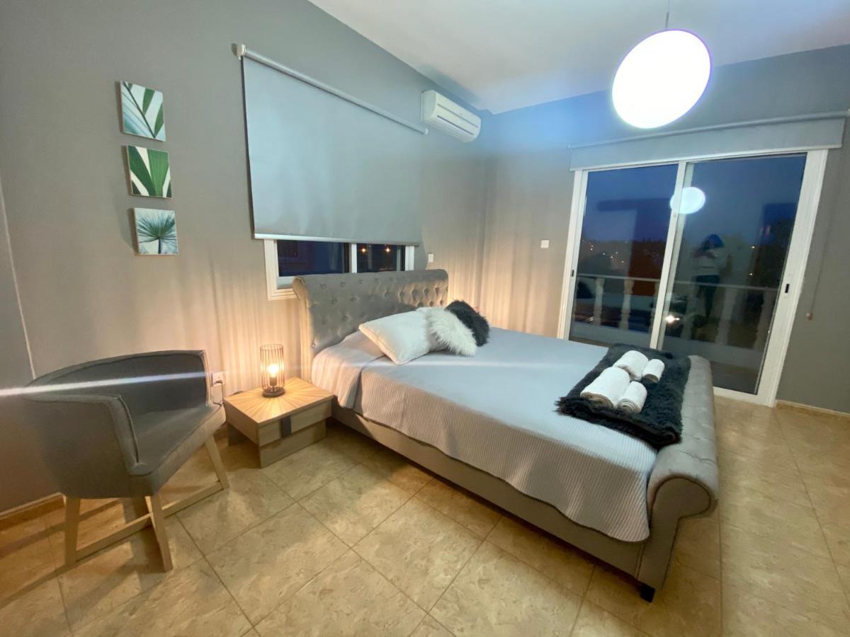Acropolis Villa 8 Klorakas Екстер'єр фото